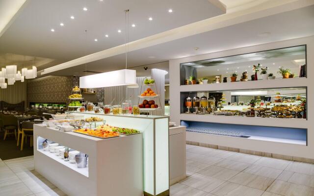 Protea Hotel Fire & Ice by Marriott Cape Town
