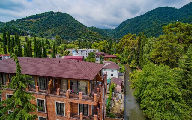 Afon Resort Hotel