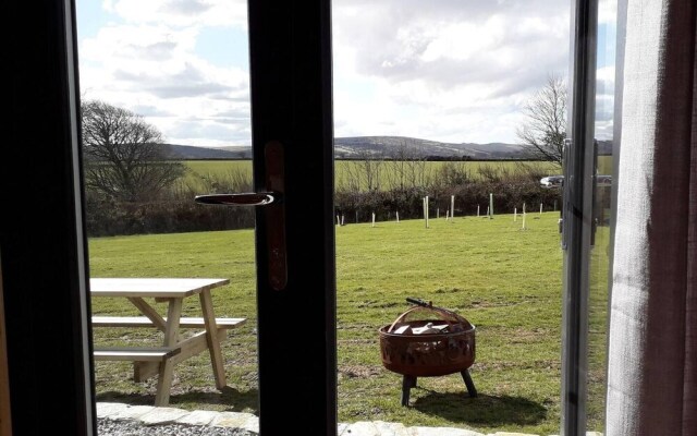 Rowan - Luxury Eco Pod at Trewithen Farm Glamping