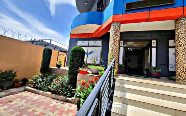 The Golden Pigeon Hotel And Spa