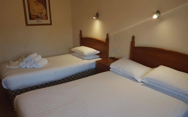 Mackay's Spa Lodge Hotel