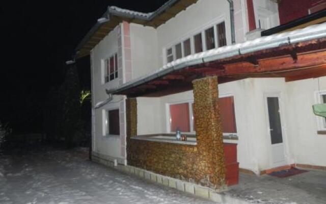 Pensiunea Algino