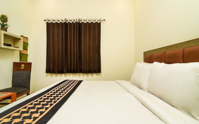 OYO 9384 Hotel Ashirwad