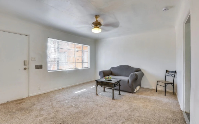 Pet-friendly Condo < 1 Mi to Phoenix College!