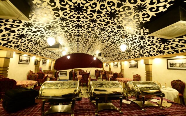 Hotel Aksa Srinagar