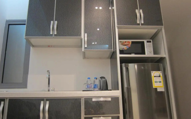 Tuwaren Suites