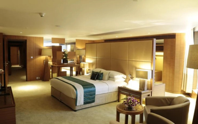 Sahara Star