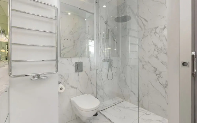 Magnificent Sarmacka by Renters Prestige