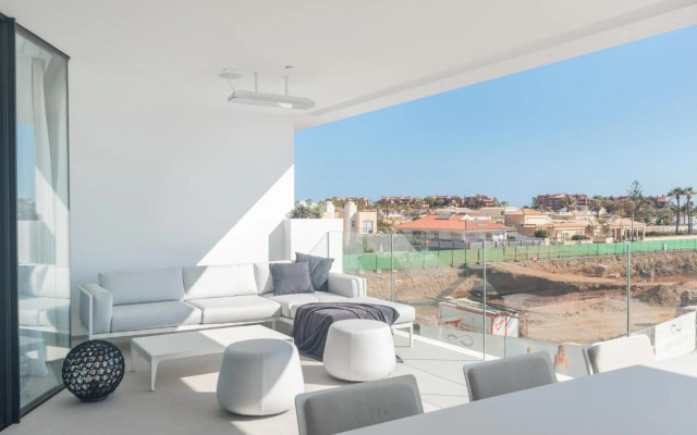 Infinity 1-7 LUXE SEA VIEW 2B