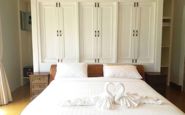 Mountain View Pool Villa Nakhonnayok