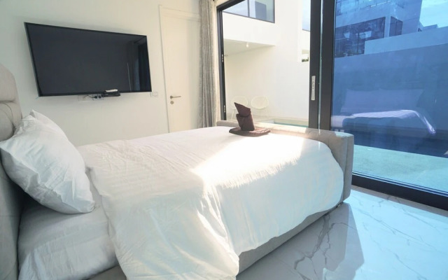 Private Pool Villa in Central Pattaya - Palmc6