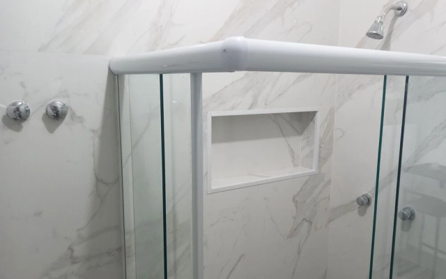 Moderno Qto&Sala na Praia de Copacabana