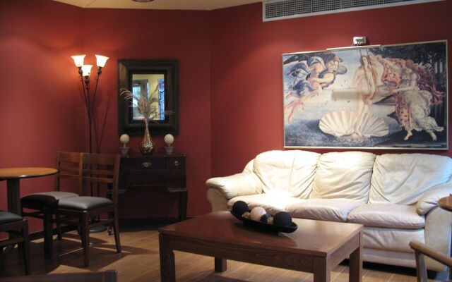 Prigipikon Suites & Lofts