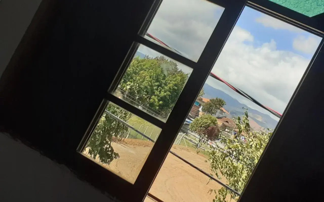 Perlla's Hostel Pinda