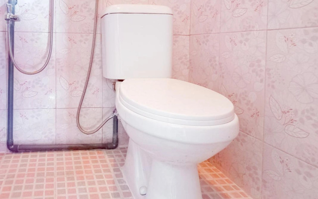 Hotel Gerung 2 near Luwes Mall Nganjuk Mitra RedDoorz