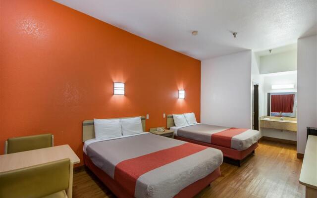 OYO Hotel Houston/Humble - IAH Airport / HWY 59