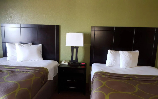 Super 8 Rockwall