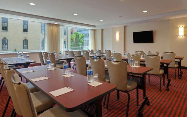 Hyatt Place Chicago/River North