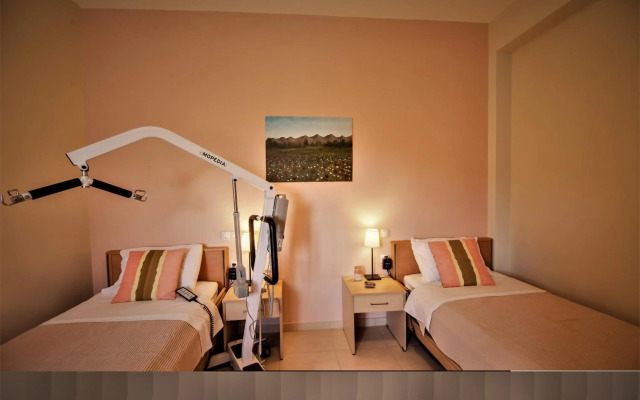 Aksos Suites