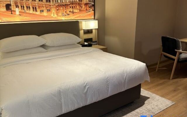 Vienna International Hotel (Bazhou Yuhua East Road Yichen Building)