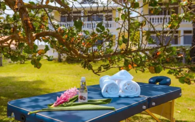 Las Canas Beach Retreat
