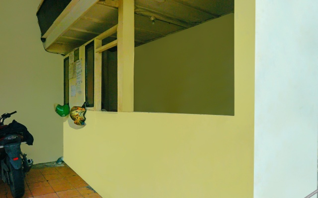 OYO 92285 Penginapan 21 Near Pasar Baru