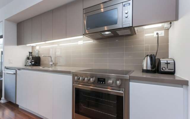 Applewood Suites - Condo Townhome