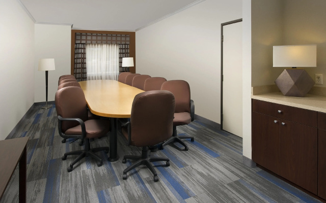 Best Western Charlottesville Airport Inn & Suites