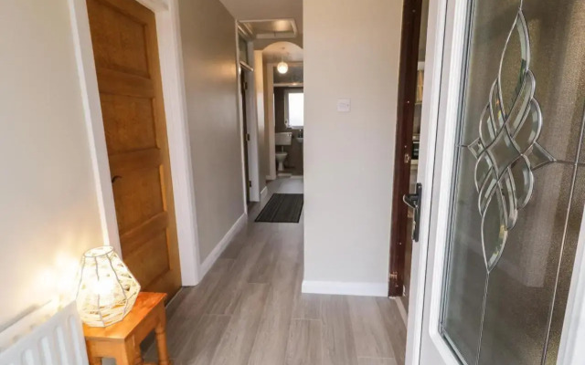 2 Carlton Cottage
