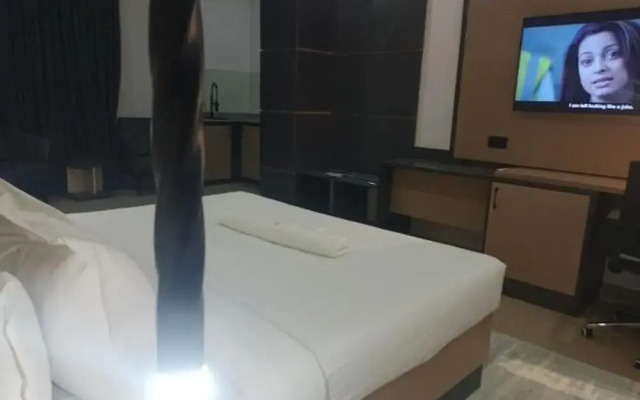 G Pinnacle Signature Hotel