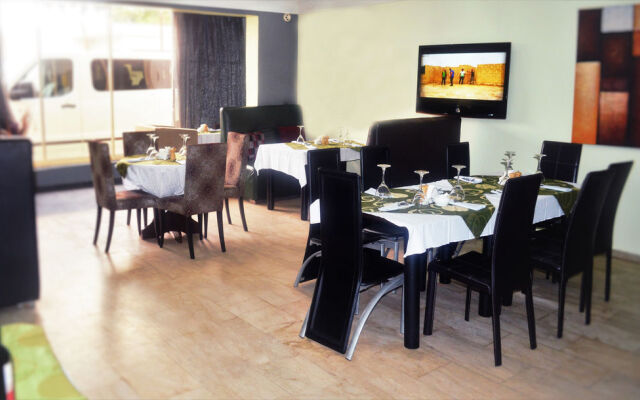 West Point Ile-Oluji Hotel & Suites