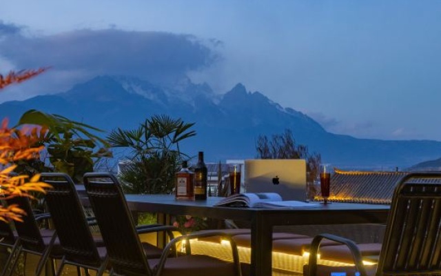 Lumist·One Page Winter|Panoramic view of the snow-capped mountains·Sky Garden Meisu – Outside – Lijiang