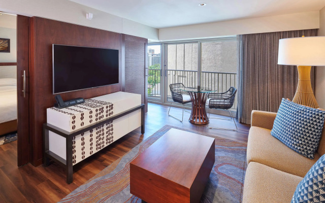 Hilton Grand Vacations Club Hokulani Waikiki Honolulu