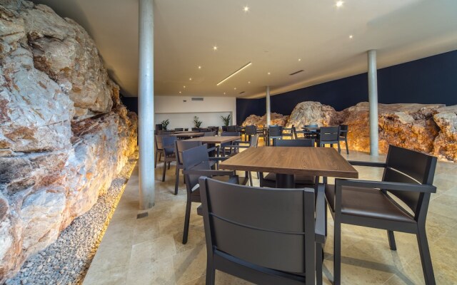 Golden Rays Luxury Villas