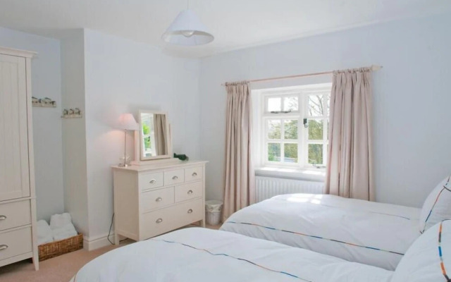 Homefield House