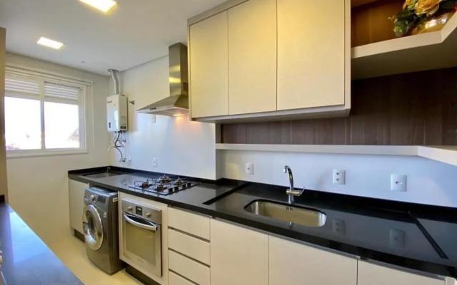 Luxuoso Apartamento 3 quartos na Praia de Bombas