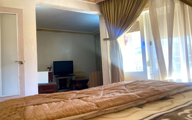 Hotel Tidghine