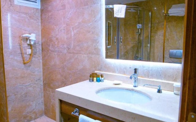 Inegol Royal Hotel