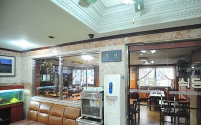 Goodstay Suanbo Daerim Hotel
