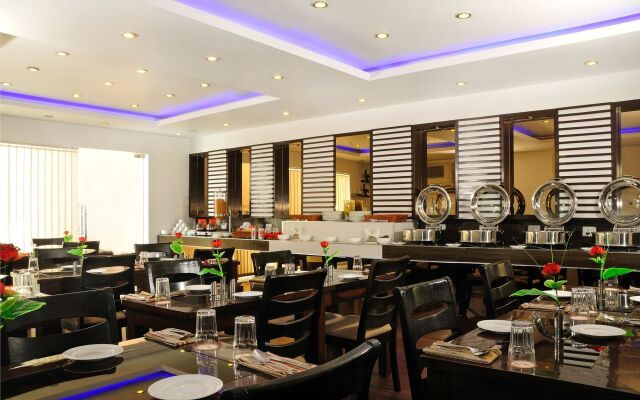 Hotel The Pearl - Newly Renovated in City Centre