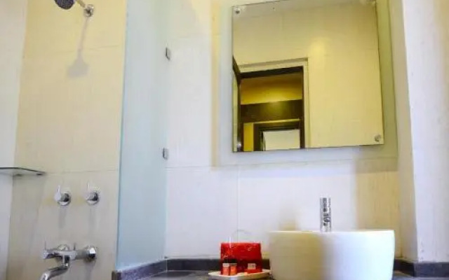 Pelican Hotel by OYO Rooms