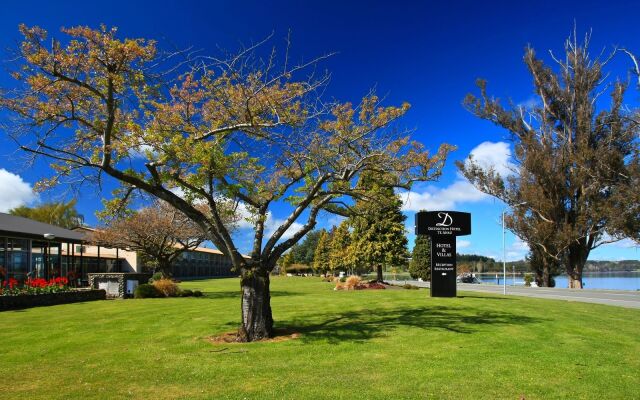 Distinction Te Anau Hotel And Villas