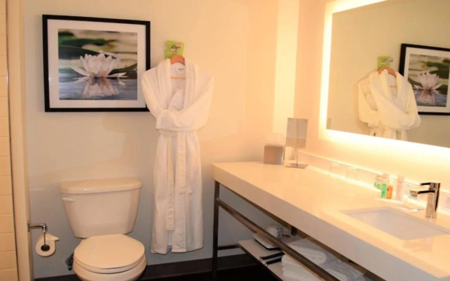 Radisson Kingswood Hotel & Suites, Fredericton, NB