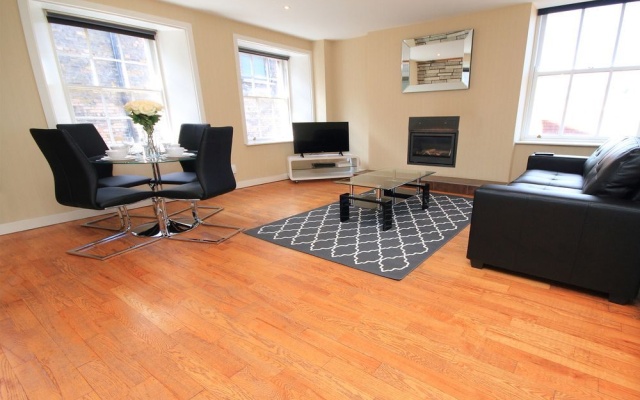Exquisite Templebar Penthouse