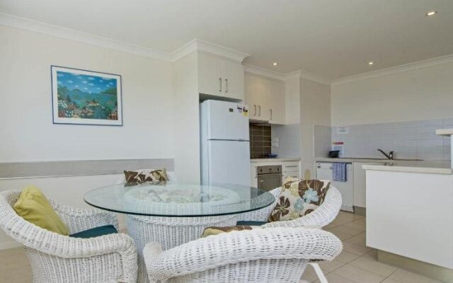 Coochiemudlo Island Seminara Apartments