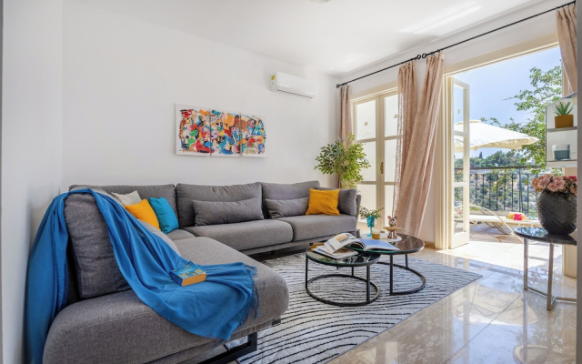 J1 Holiday House Adjacent to Aphrodite Hills - Sea View