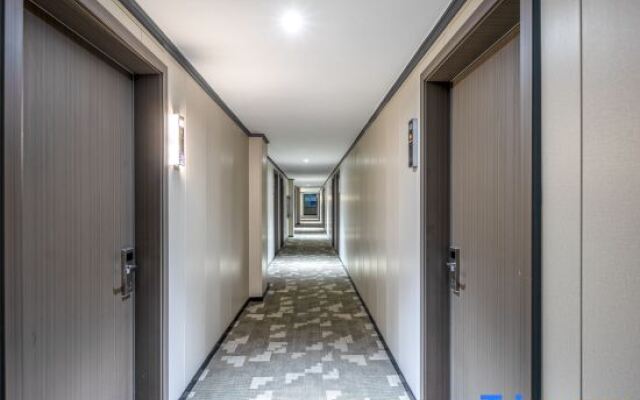 Yixuan Anlai Hotel (Haikou Qilou Old Street)