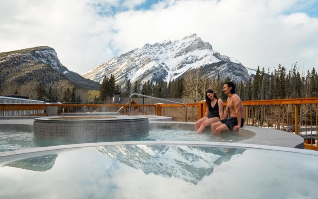 Otter Hotel