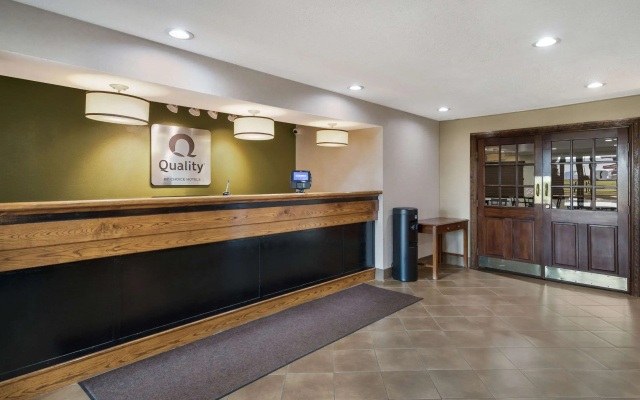 Quality Inn & Suites Garland - East Dallas