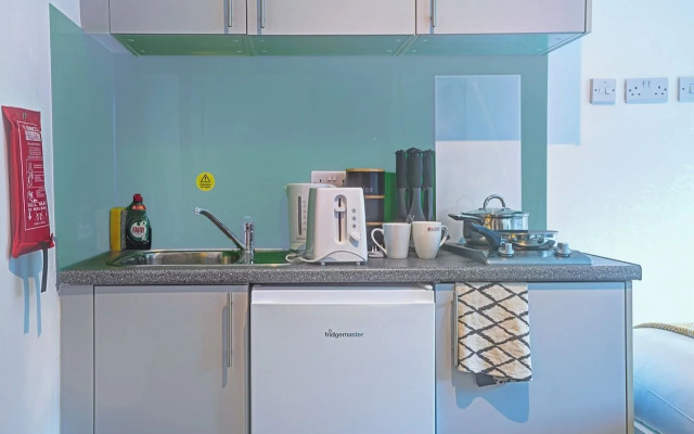 Kingston Luxe Suites Riverside Apartment Belvilla